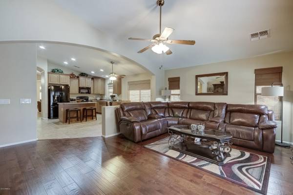 San Tan Valley, AZ 85140,1031 E PENNY Lane