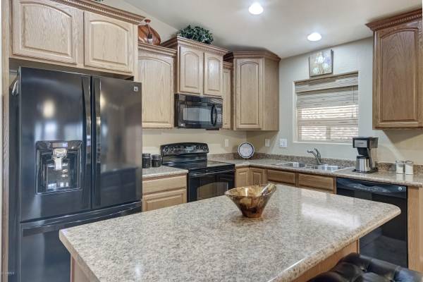 San Tan Valley, AZ 85140,1031 E PENNY Lane