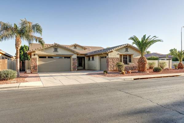 374 W AZALEA Drive, Chandler, AZ 85248