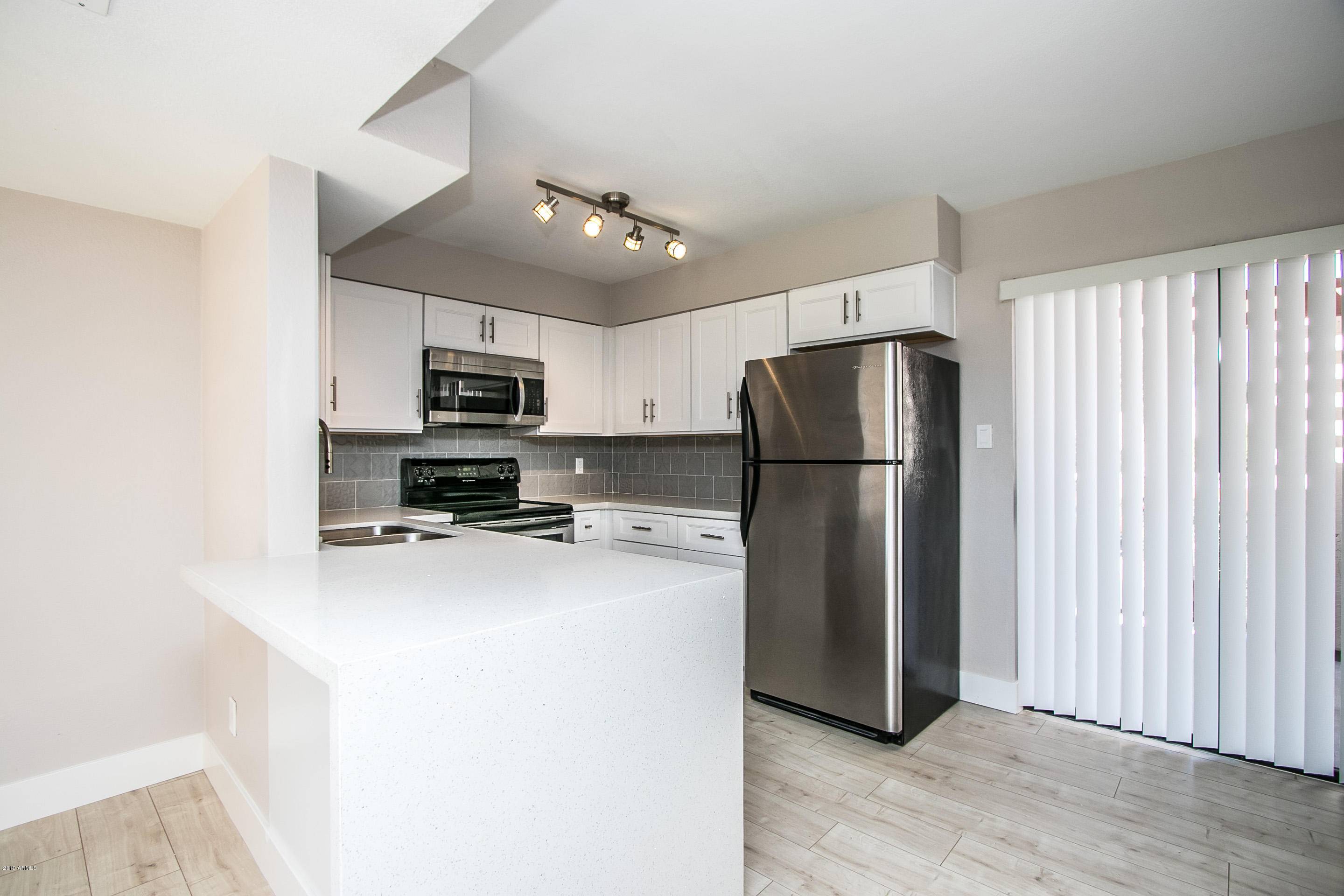 Scottsdale, AZ 85258,9355 N 91ST Street #215