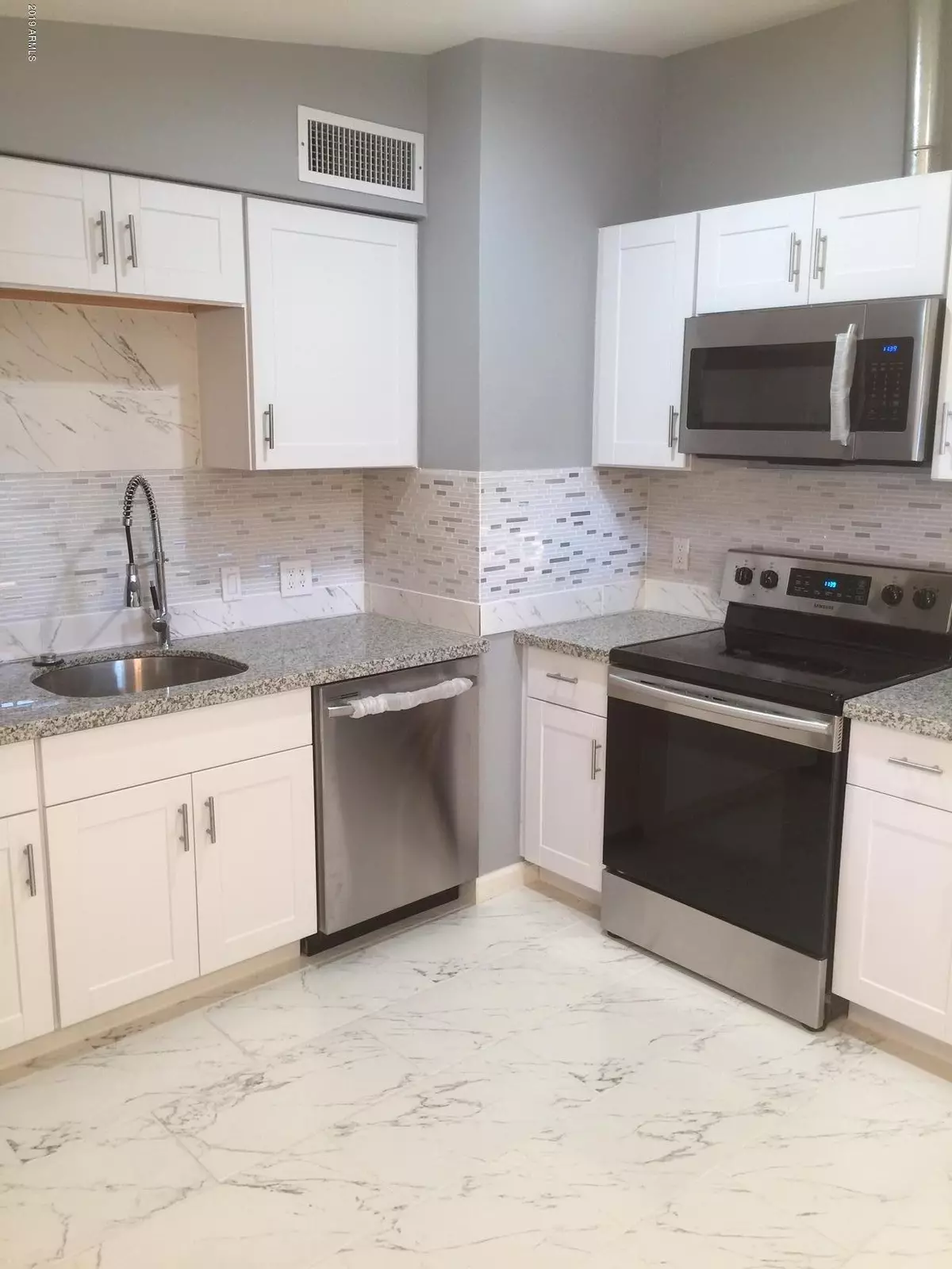 Youngtown, AZ 85363,11818 N 113TH Drive