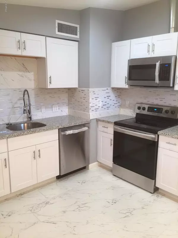 11818 N 113TH Drive, Youngtown, AZ 85363