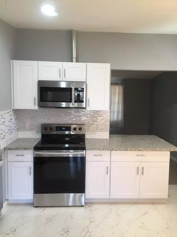 Youngtown, AZ 85363,11818 N 113TH Drive