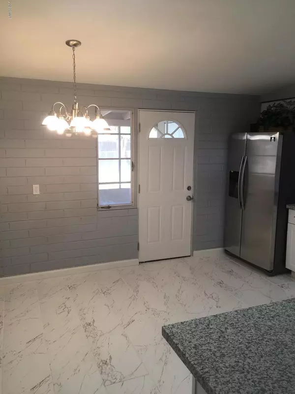 Youngtown, AZ 85363,11818 N 113TH Drive