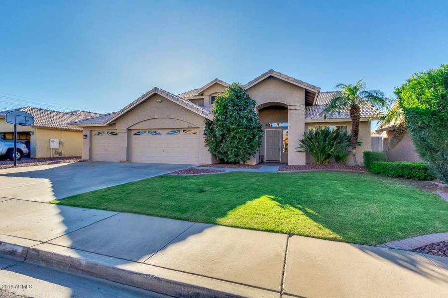 826 N PHEASANT Drive, Gilbert, AZ 85234