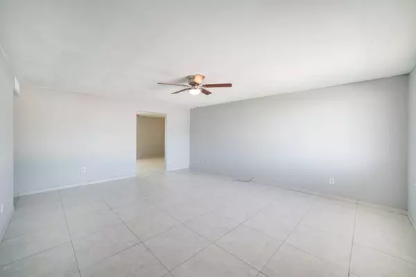 Phoenix, AZ 85035,7327 W CORONADO Road