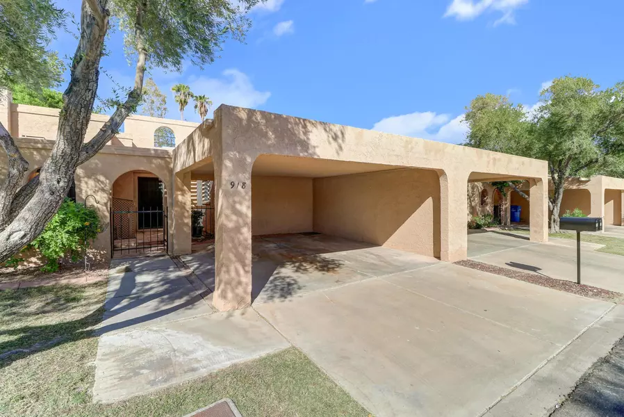 918 E COCHISE Drive, Phoenix, AZ 85020