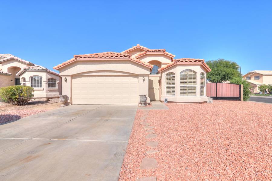 64 S Sandstone Street, Gilbert, AZ 85296