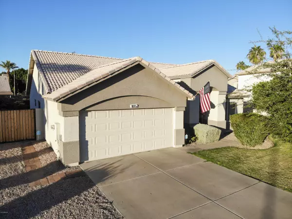 1652 E GOLDEN Lane, Chandler, AZ 85225