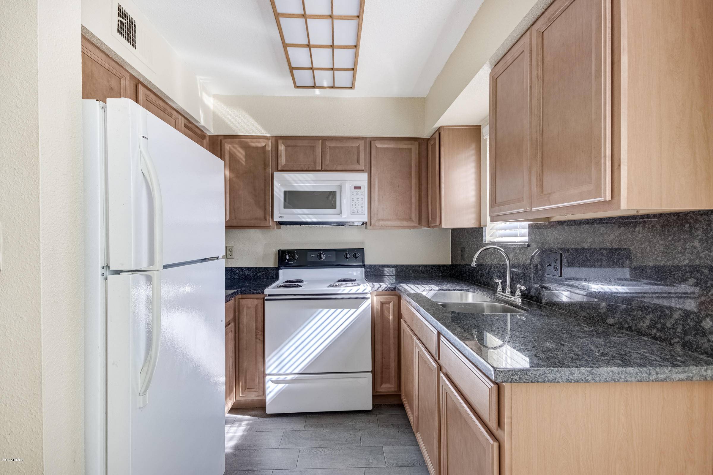 Mesa, AZ 85201,2220 W DORA Street #120