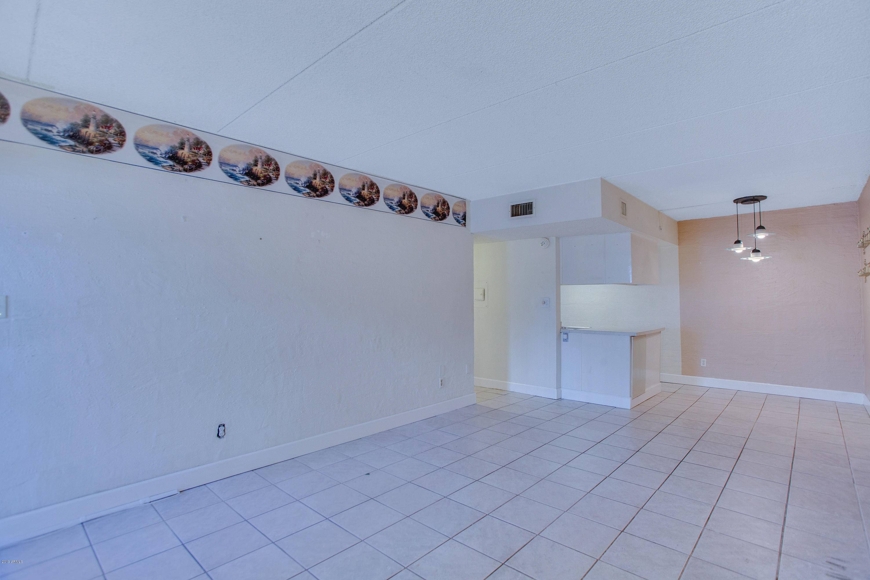 Phoenix, AZ 85018,3416 N 44TH Street #64