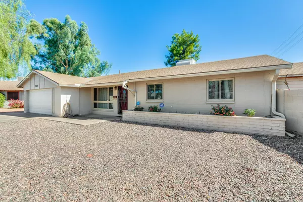 Phoenix, AZ 85051,3827 W PALMAIRE Avenue