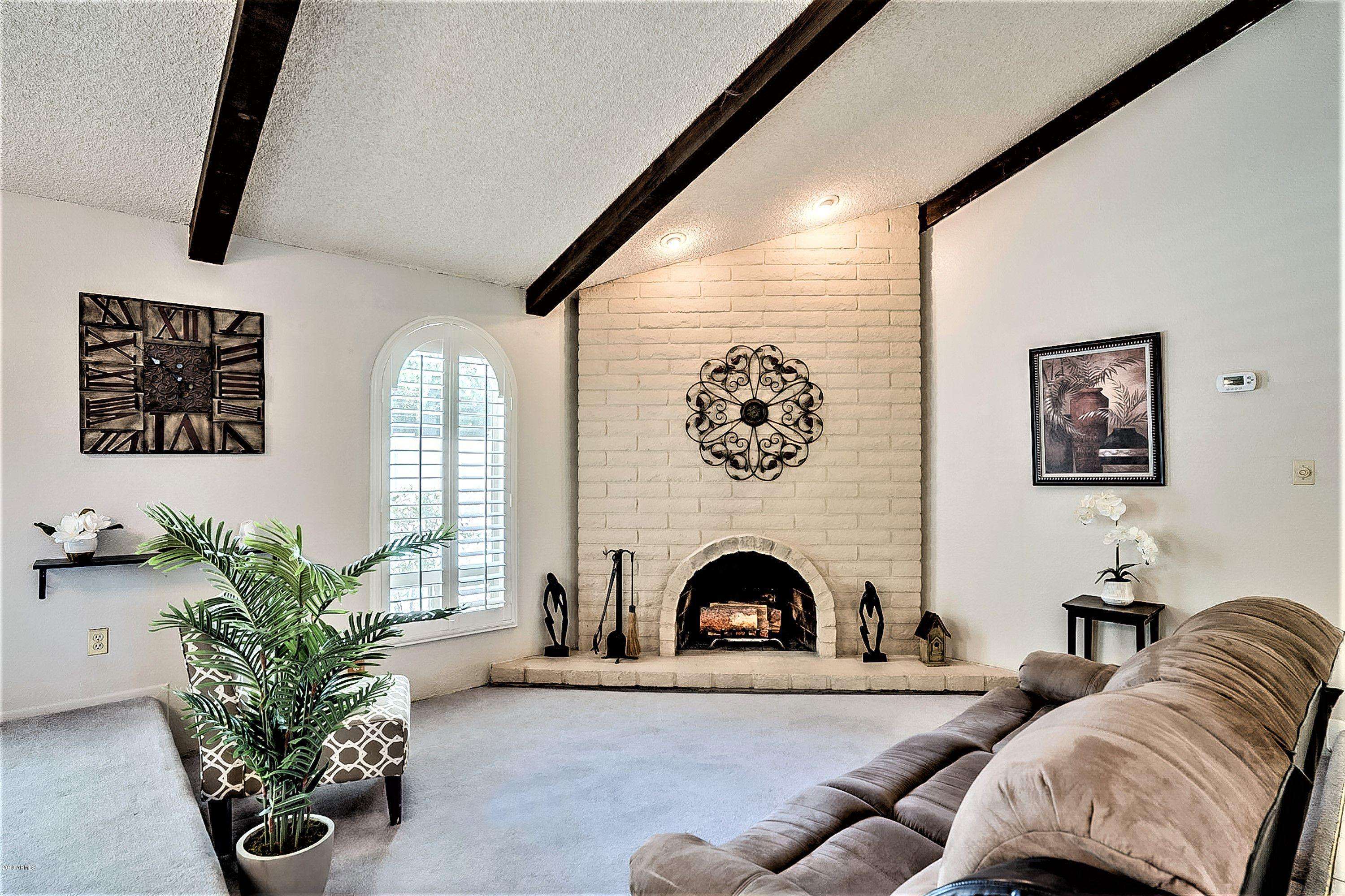 Mesa, AZ 85203,1050 N HUNT Drive