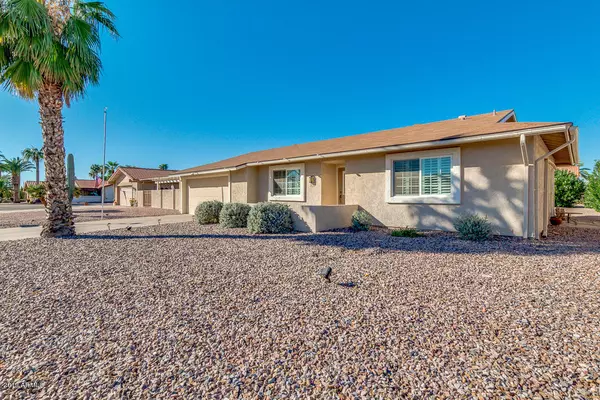 Mesa, AZ 85206,968 LEISURE WORLD --