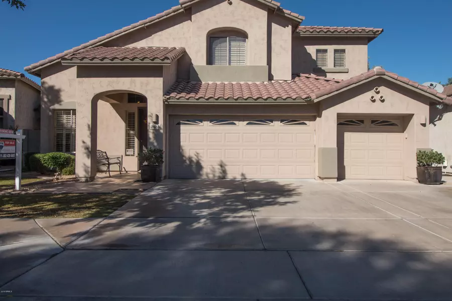 2422 E GLASS Lane, Phoenix, AZ 85042