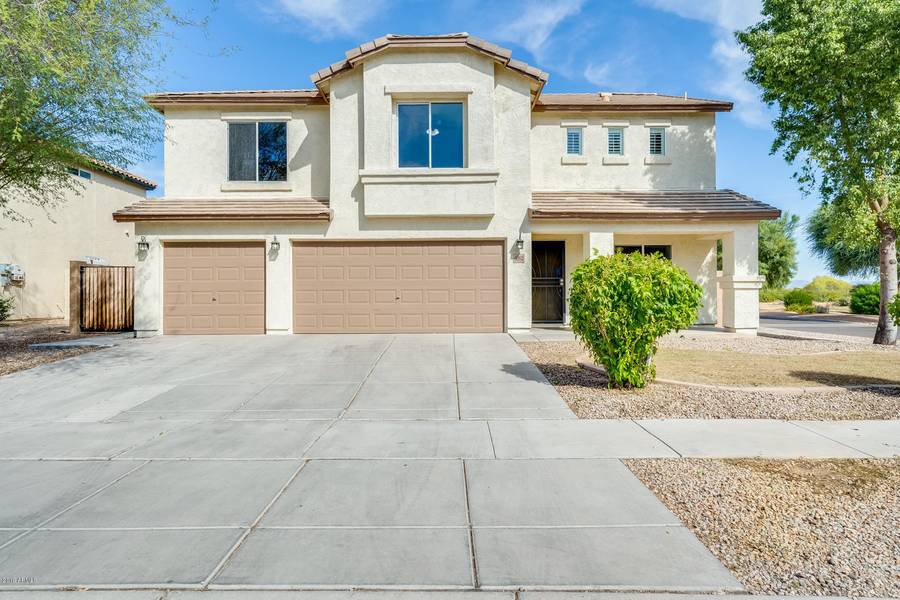 3262 E MINERAL PARK Road, San Tan Valley, AZ 85143