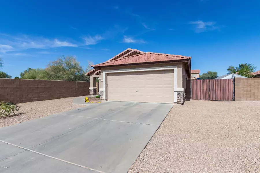 892 W 11TH Avenue, Apache Junction, AZ 85120