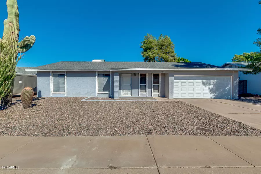 1044 E Glade Avenue, Mesa, AZ 85204