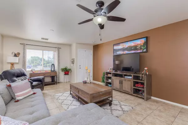 Youngtown, AZ 85363,11648 W SCHLEIFER Drive