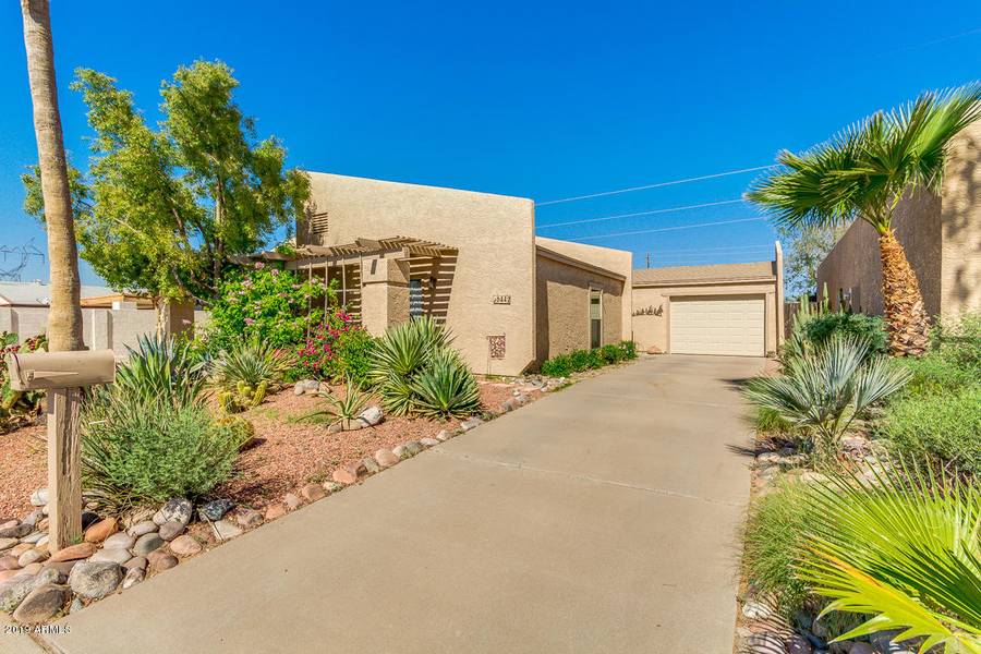 6442 E COLBY Street, Mesa, AZ 85205