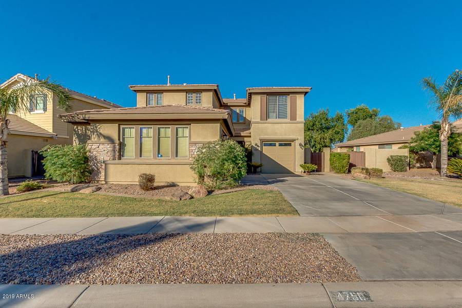 4750 E LARK Street, Gilbert, AZ 85297