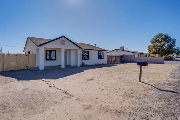 621 W DOUGLAS Avenue, Coolidge, AZ 85128