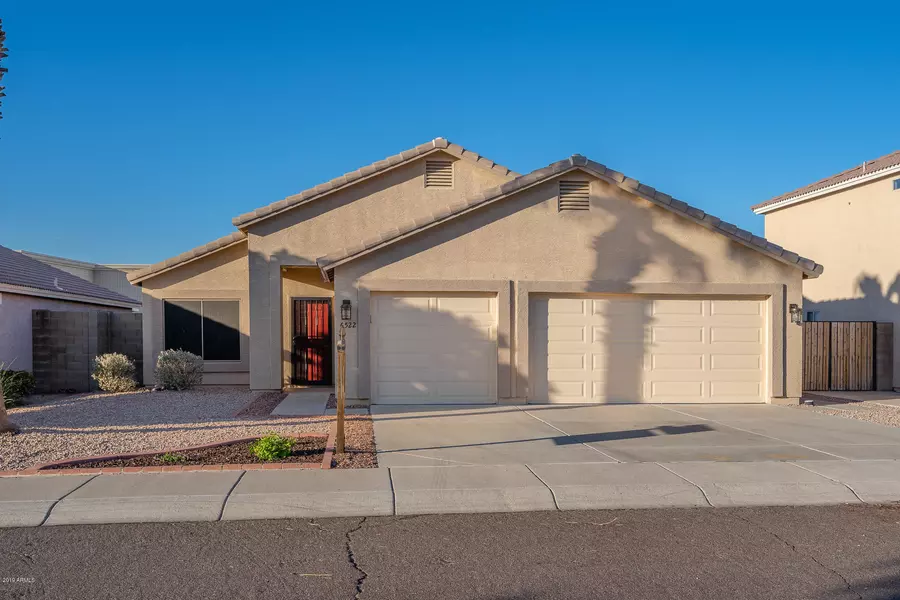 6522 W WEST WIND Drive, Glendale, AZ 85310