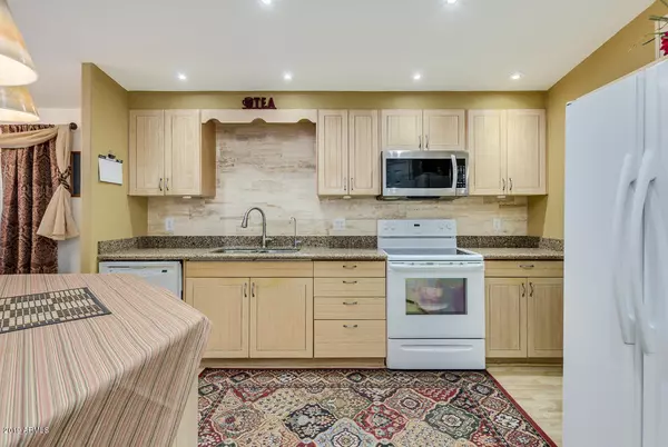 Apache Junction, AZ 85120,2101 S MERIDIAN Road #120