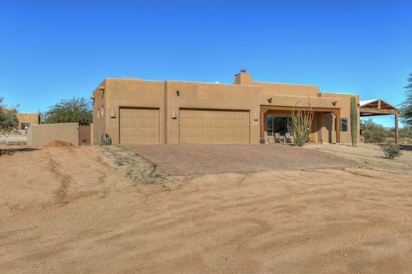 Rio Verde, AZ 85263,16918 E RANCHO LAREDO Drive