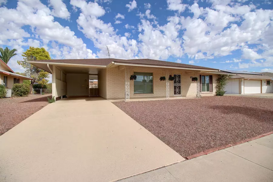 10620 W WHITE MOUNTAIN Road, Sun City, AZ 85351