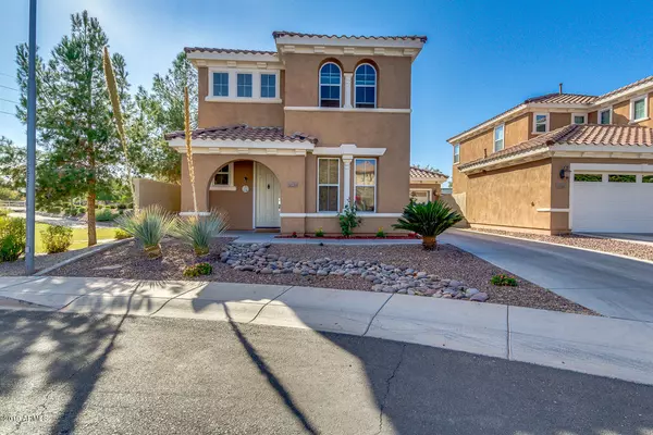 1034 N SENATE Court, Chandler, AZ 85225