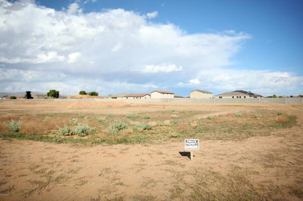 Waddell, AZ 85355,16006 W CHERYL Court #67