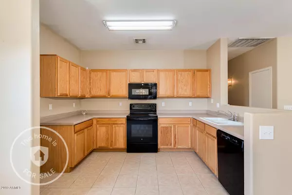 Florence, AZ 85132,5529 E QUIET RETREAT --