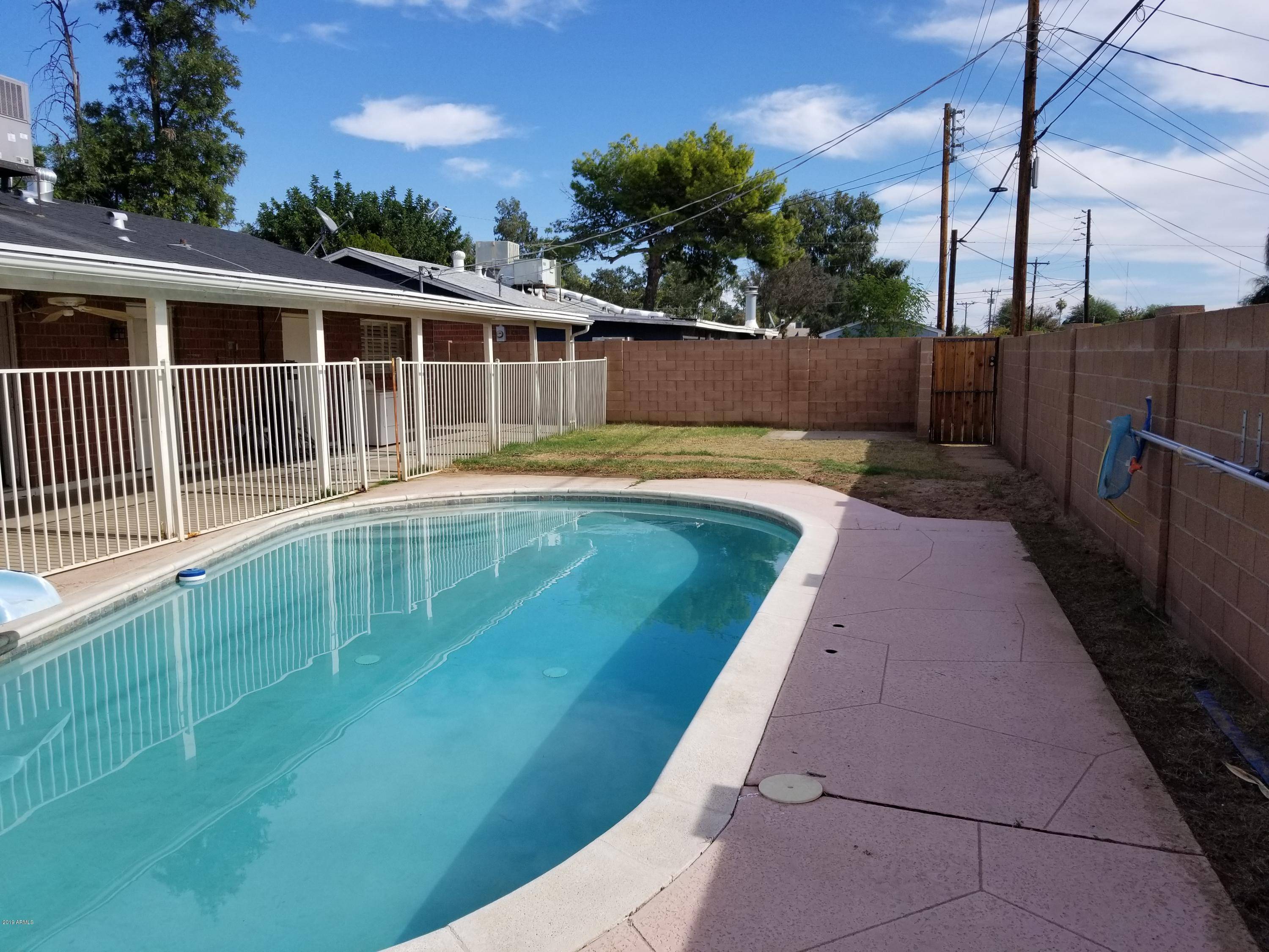 Phoenix, AZ 85019,3507 W LAWRENCE Road