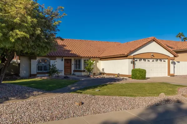5702 E Hartford Avenue, Scottsdale, AZ 85254