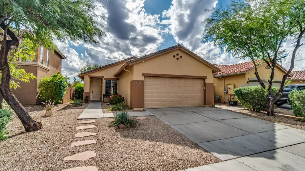 1827 W Kuralt Drive, Anthem, AZ 85086