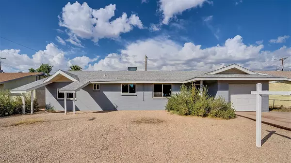 5426 W Cheery Lynn Road, Phoenix, AZ 85031