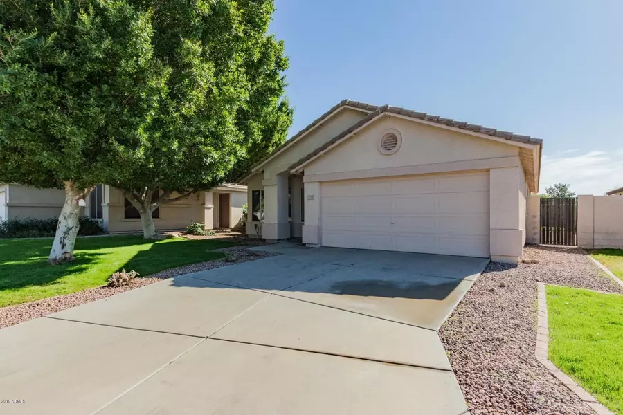 5709 E GARNET Circle, Mesa, AZ 85206