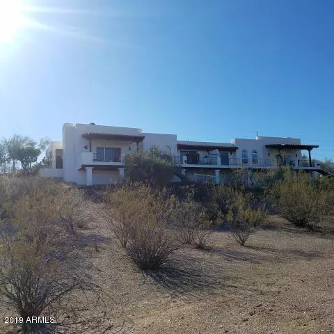 Wickenburg, AZ 85390,100 N Lazy Fox Drive #6