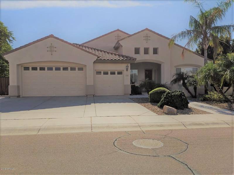 7945 W Sands Drive, Peoria, AZ 85383