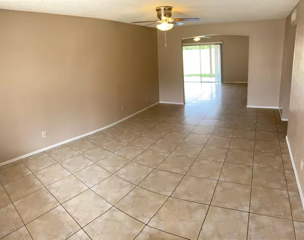 Glendale, AZ 85302,5340 W SELDON Lane