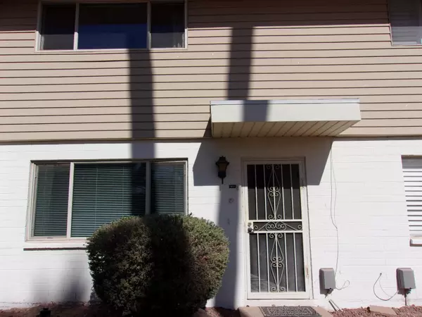 8220 E GARFIELD Street #M21, Scottsdale, AZ 85257