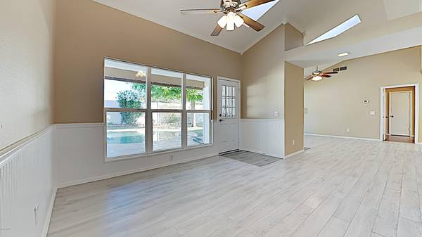 Peoria, AZ 85345,7210 W SHAW BUTTE Drive