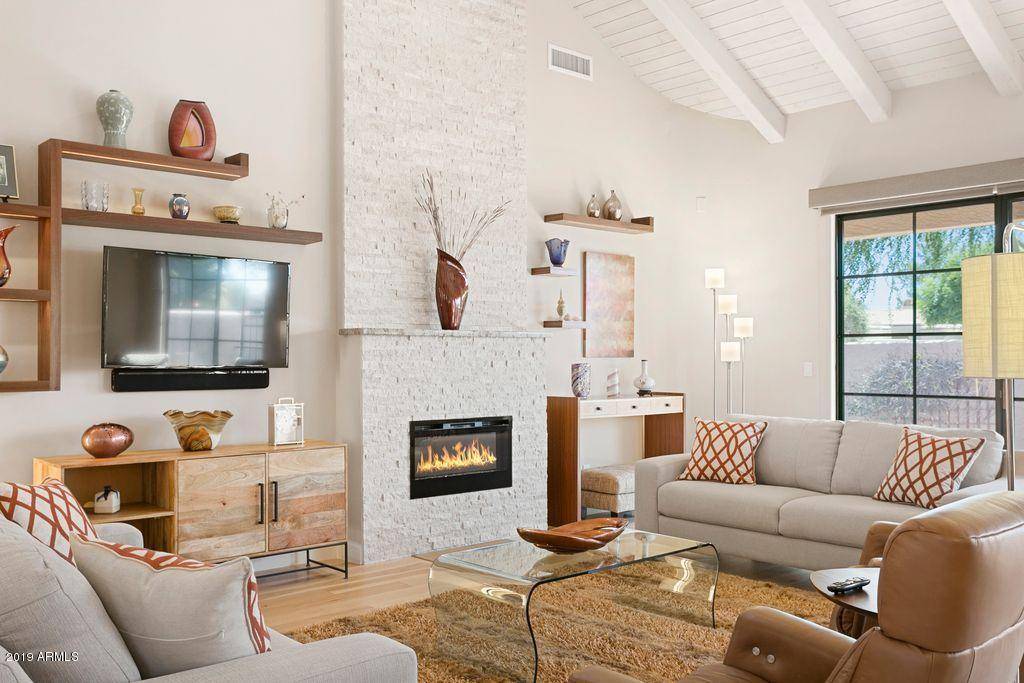 Scottsdale, AZ 85251,8100 E CAMELBACK Road #13