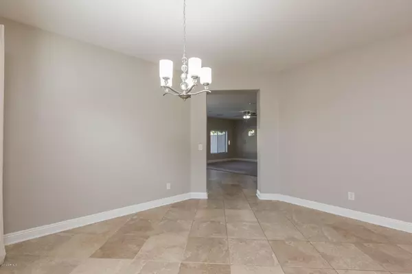 Phoenix, AZ 85085,2416 W SKINNER Drive