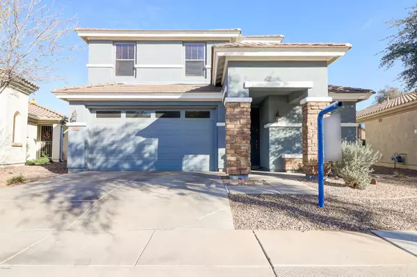 4512 E SANTA FE Lane, Gilbert, AZ 85297