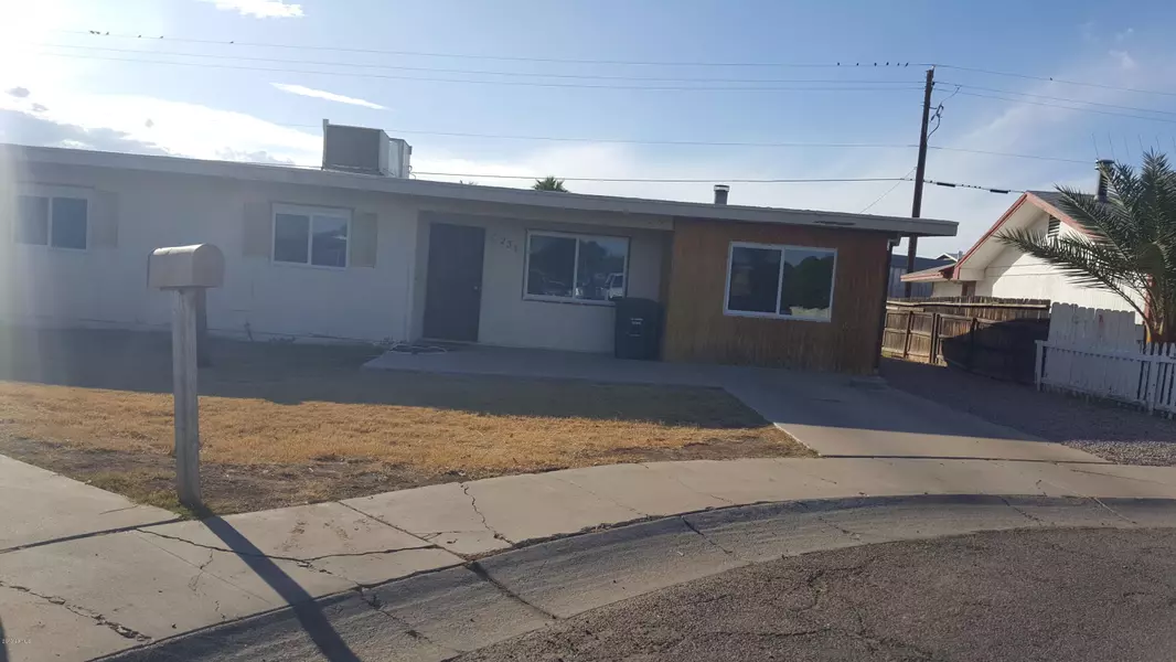 231 W Barrus Place, Casa Grande, AZ 85122