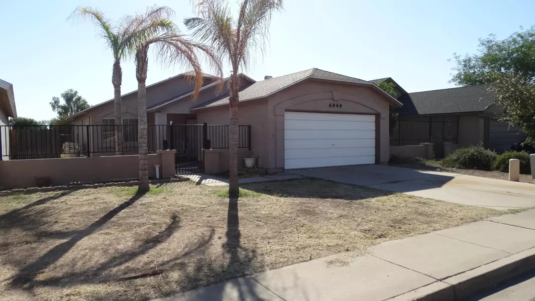 6949 W NICOLET Avenue, Glendale, AZ 85303