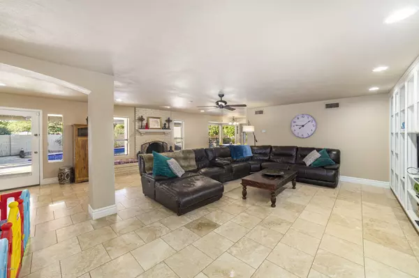 Scottsdale, AZ 85254,5043 E FRIESS Drive