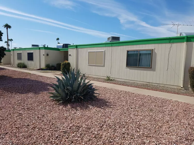 11070 W COGGINS Drive, Sun City, AZ 85351